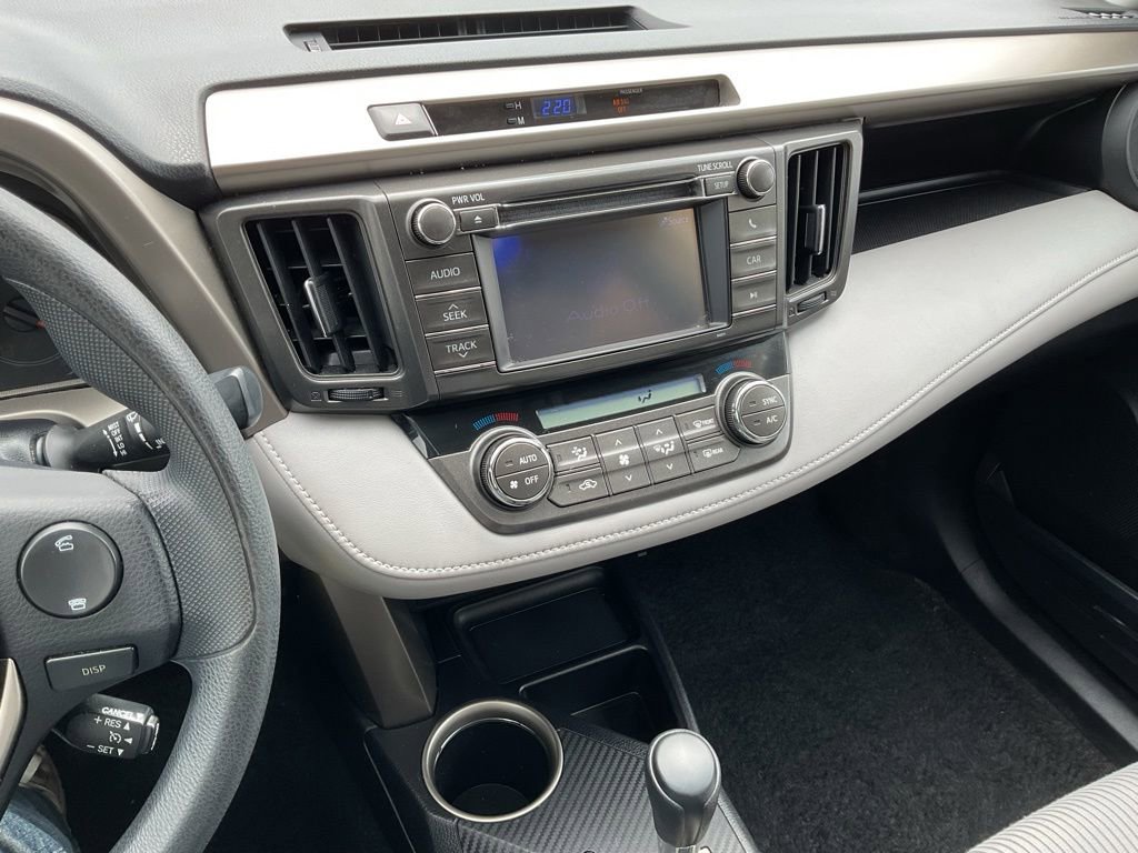 Used 2013 Toyota RAV4 XLE AWD/4WD image 14