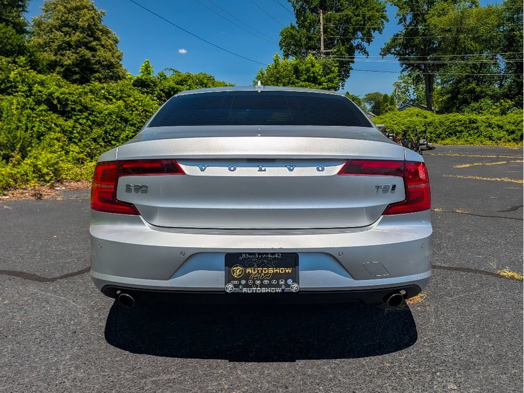 Used 2018 Volvo S90 T5 Momentum w/ Convenience Package AWD/4WD image 6