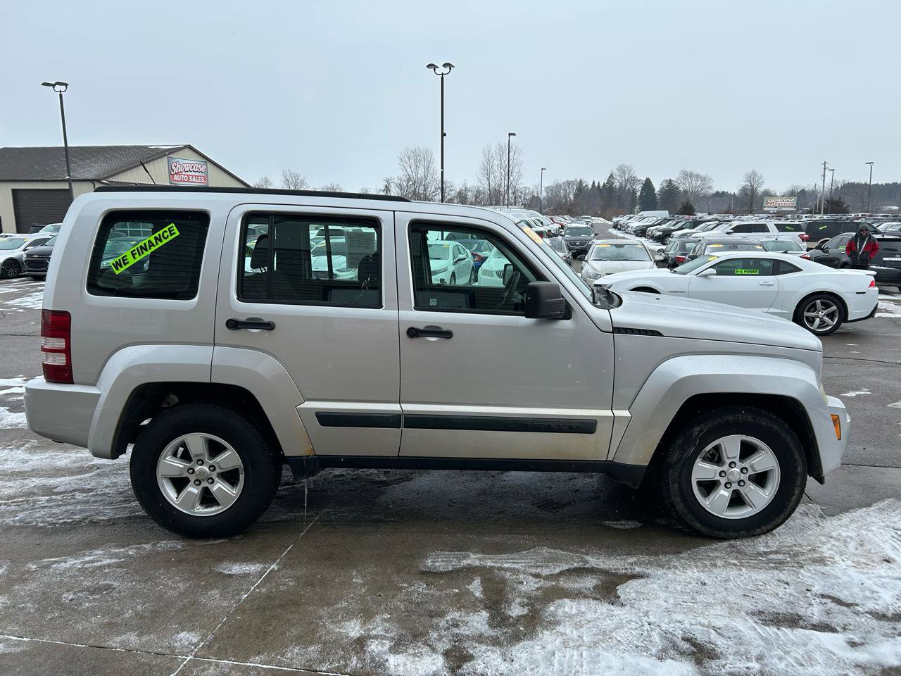 Used 2010 Jeep Liberty Sport image 4