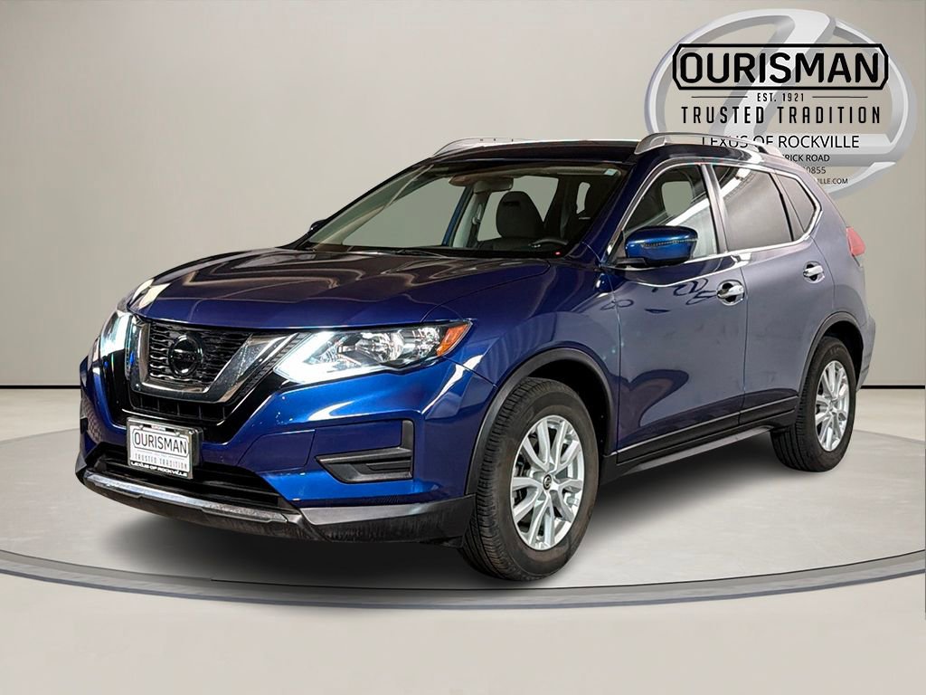 Used 2020 Nissan Rogue SV image 2