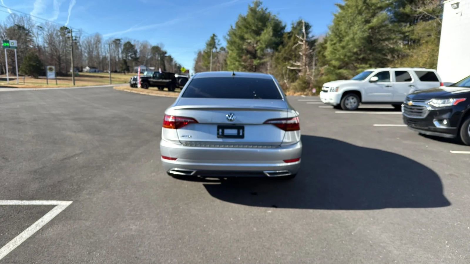 Used 2019 Volkswagen Jetta R-Line w/ R-Line Cold Weather Package image 6