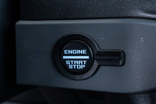 Used 2024 Ford Bronco Black Diamond image 29