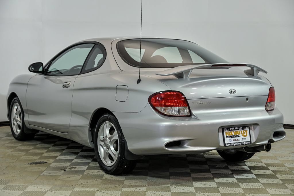 Used 2001 Hyundai Tiburon FWD image 6