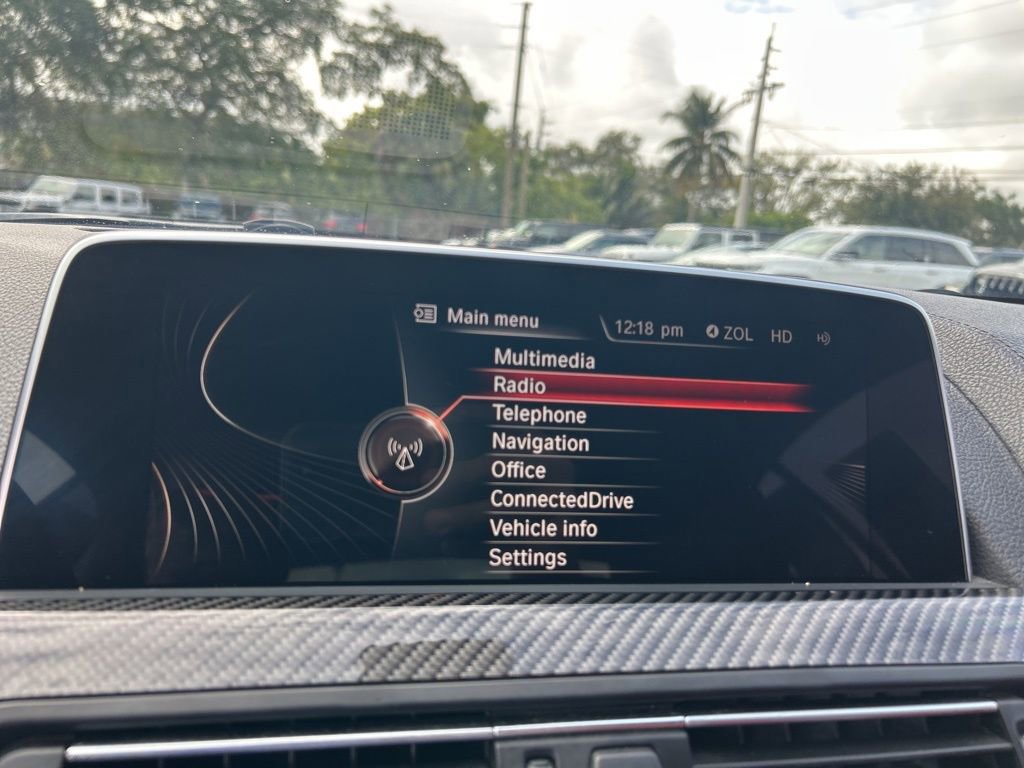 Used 2016 BMW M6 Convertible image 34