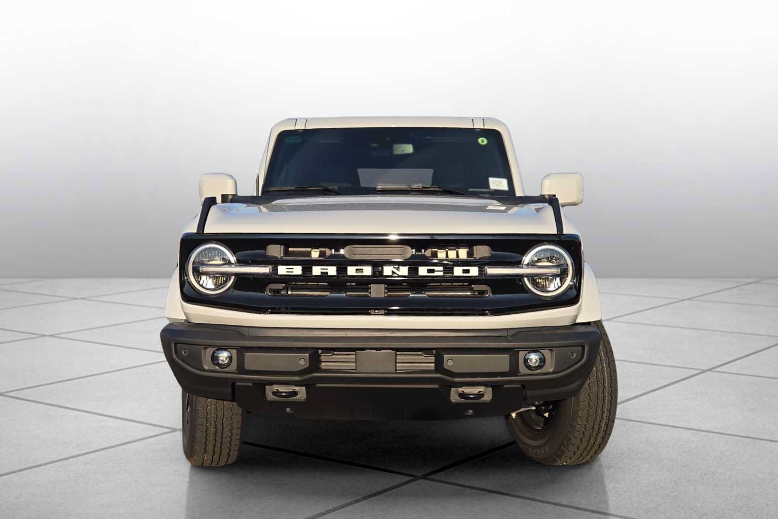 New 2026 Ford Bronco Outer Banks AWD/4WD image 3
