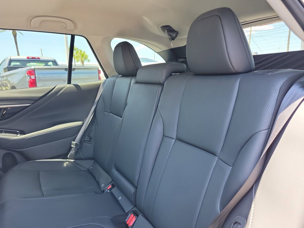 Certified 2025 Subaru Outback Touring w/ Popular Package #2 AWD/4WD image 11