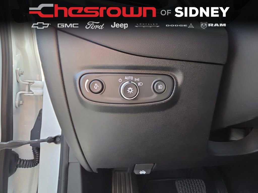 Used 2018 Chevrolet Equinox Premier FWD image 39