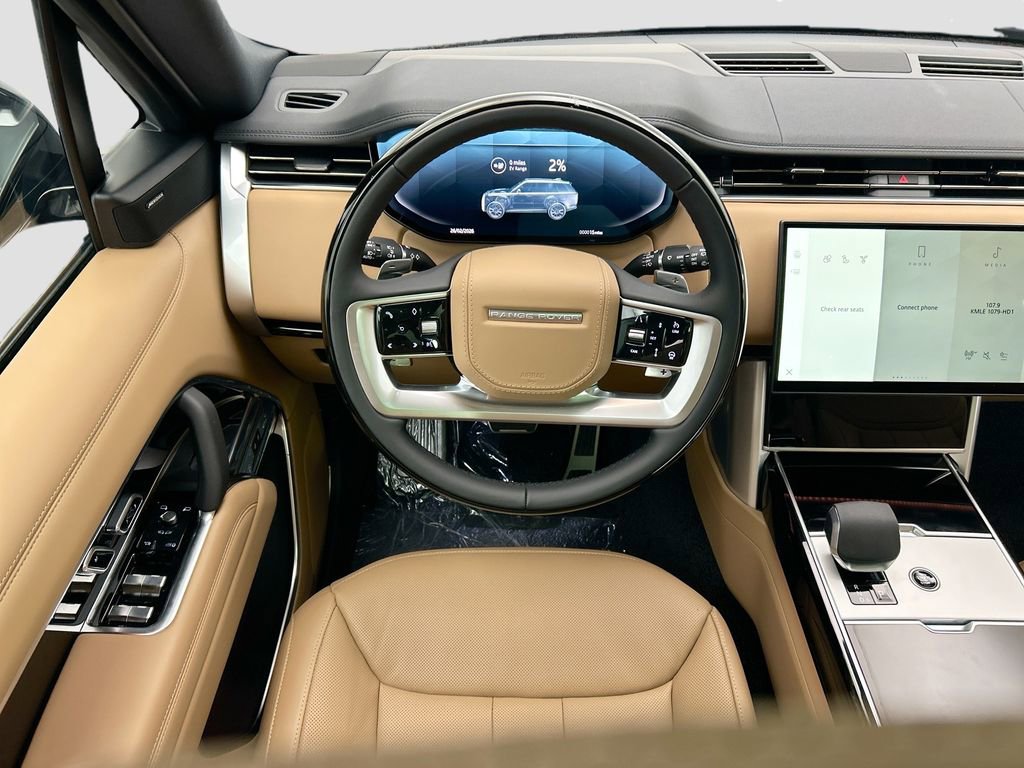 New 2026 Land Rover Range Rover SE image 11