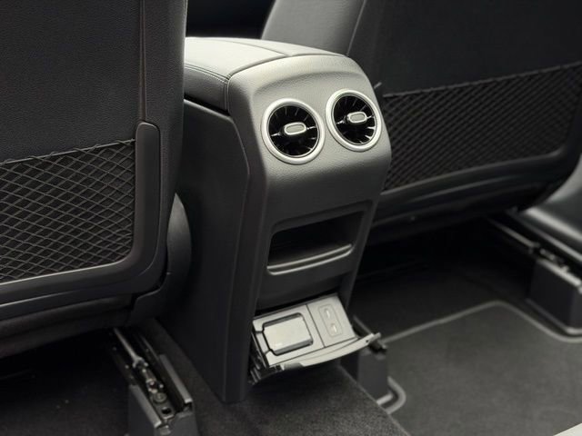 Used 2026 Mercedes-Benz GLB 250 4MATIC image 45