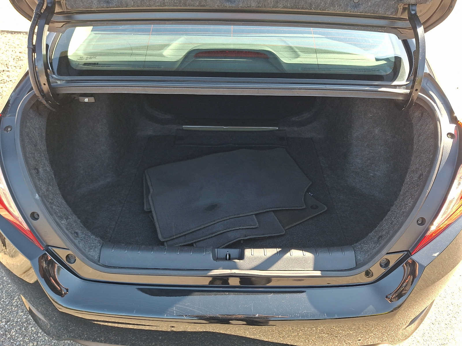 Used 2018 Honda Civic LX image 27