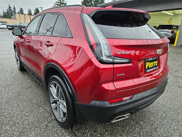 Used 2023 Cadillac XT4 Sport w/ Sun And Sound Package image 6