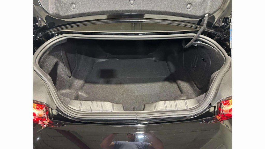 Used 2020 Chevrolet Camaro SS image 29