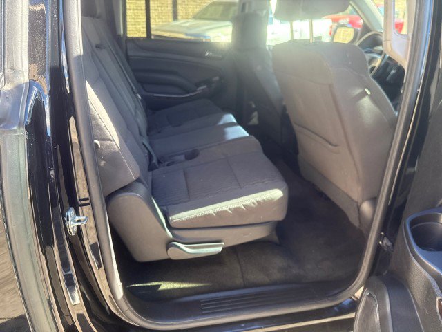 Used 2018 Chevrolet Suburban LS image 15