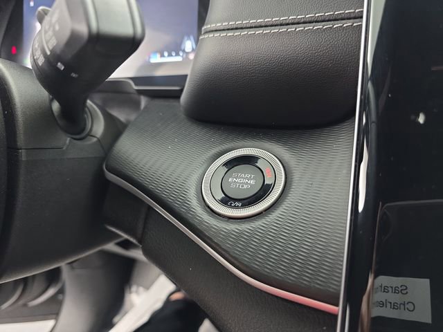 Used 2023 Jeep Grand Cherokee L Laredo image 38