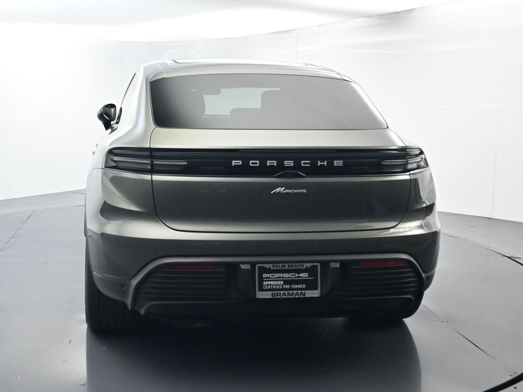 Used 2025 Porsche Macan Electric image 13