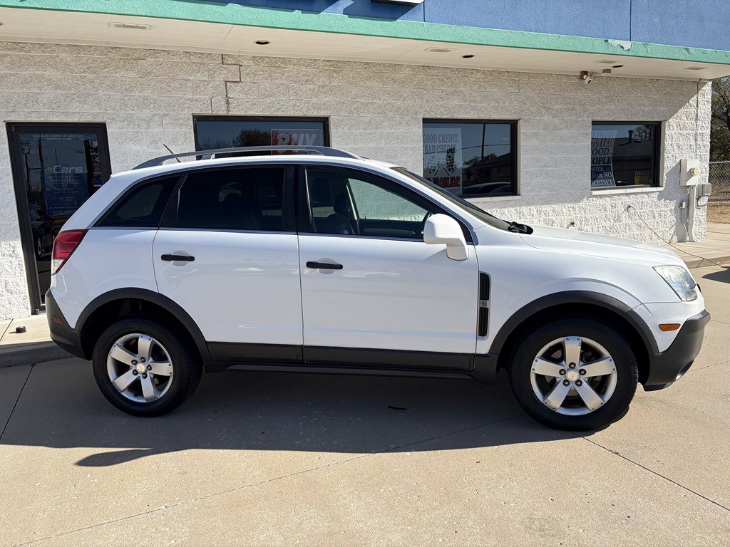 Used 2012 Chevrolet Captiva Sport LS image 2