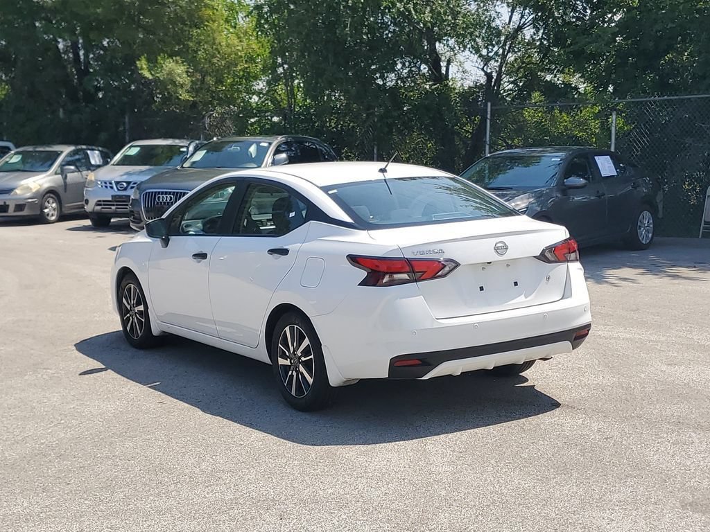 Used 2025 Nissan Versa S w/ S Plus Package FWD image 3