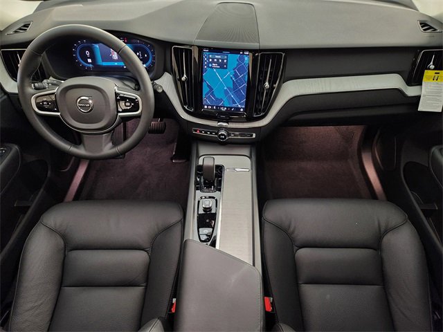 New 2025 Volvo XC60 B5 Plus w/ Climate Package image 4
