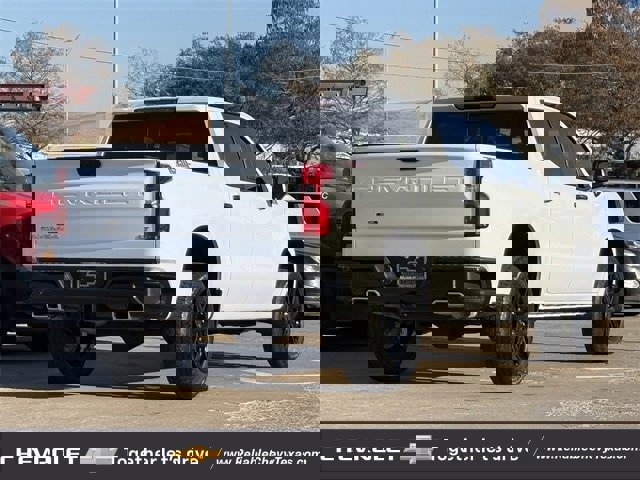 Certified 2024 Chevrolet Silverado 1500 LT Trail Boss w/ Convenience Package II image 10