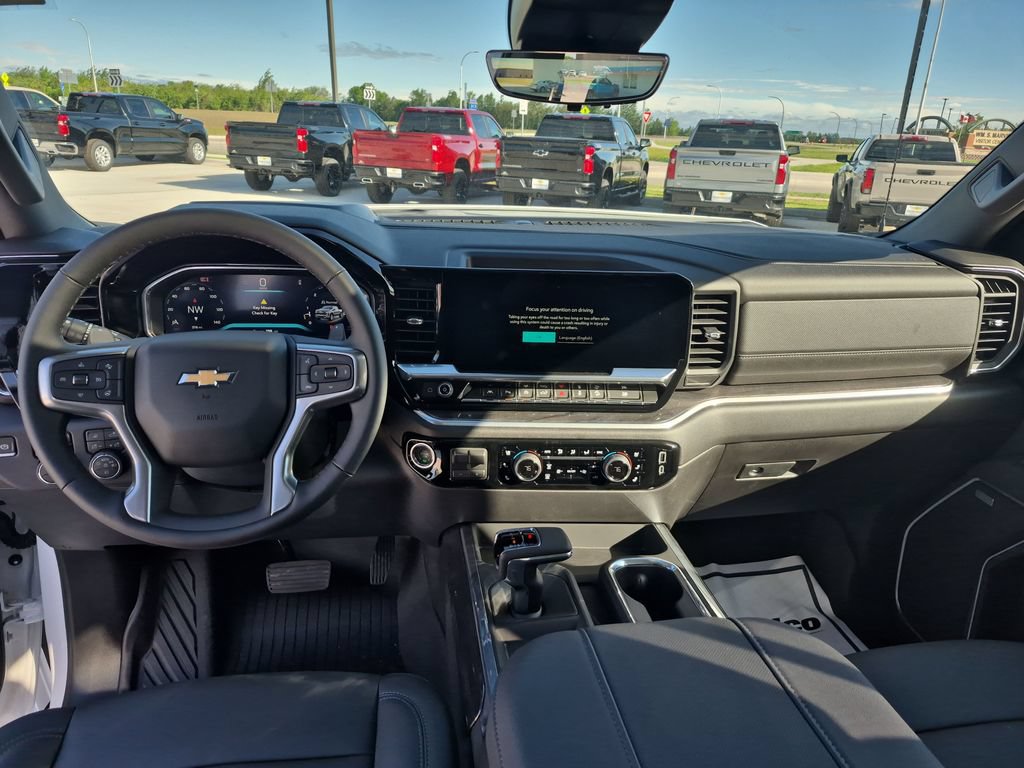 New 2026 Chevrolet Silverado 1500 LTZ w/ LTZ Premium Package AWD/4WD image 12