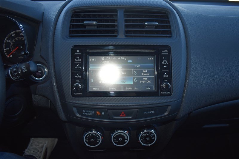Used 2017 Mitsubishi Outlander Sport SE AWD/4WD image 14