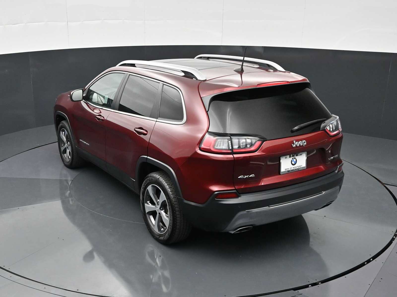 Used 2020 Jeep Cherokee Limited AWD/4WD image 23