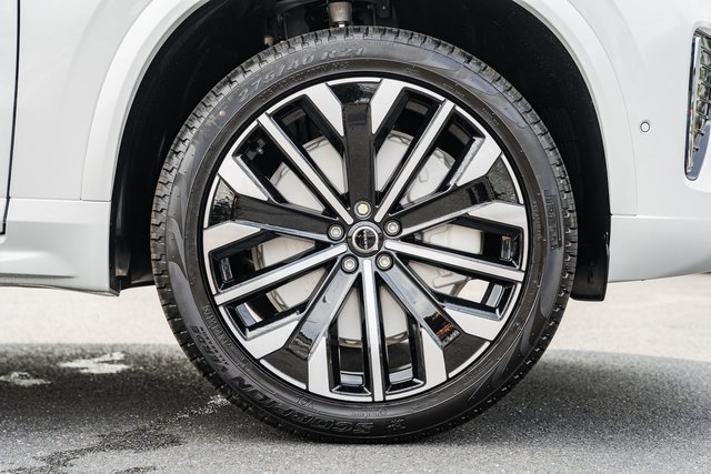 New 2026 Volvo XC90 T8 Plus image 13