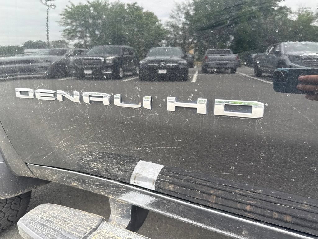 Used 2024 GMC Sierra 2500 Denali w/ Denali Reserve Package AWD/4WD image 12