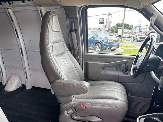 Used 2023 Chevrolet Express 2500 Work Van w/ Driver Convenience Package image 13
