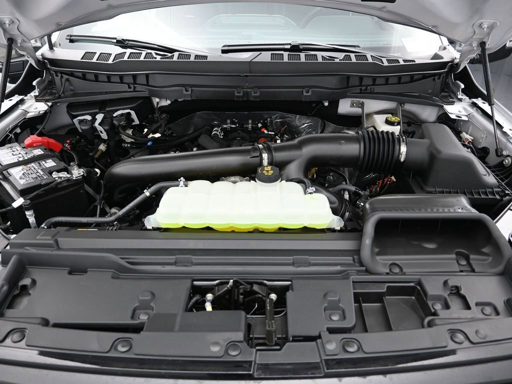 New 2025 Ford F150 Platinum w/ FX4 Off-Road Package image 30