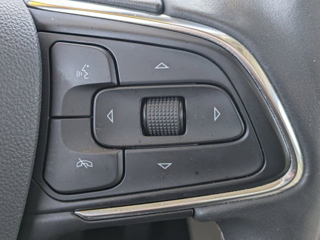 Used 2023 Buick Envision Avenir image 31