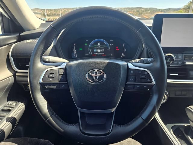 Used 2024 Toyota Grand Highlander XLE FWD image 20