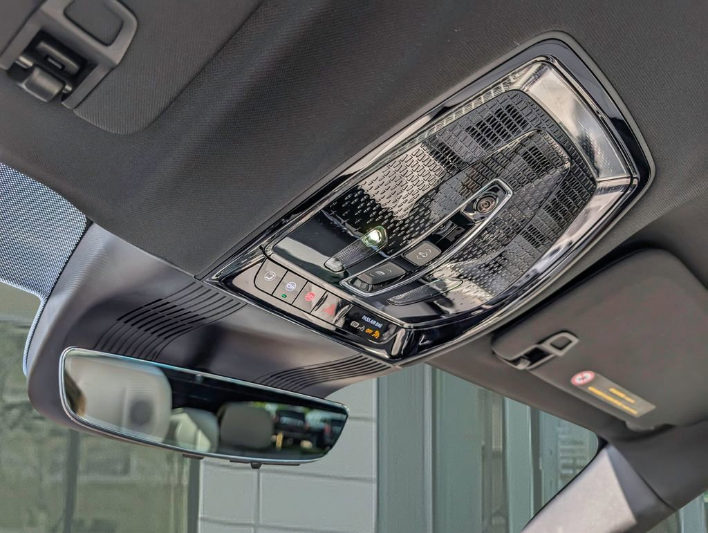 New 2026 Cadillac Vistiq Sport AWD/4WD image 34