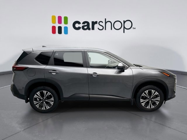 Used 2023 Nissan Rogue SV image 6