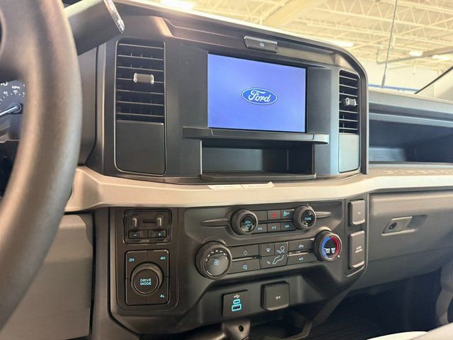 New 2026 Ford F550 4x4 Regular Cab Super Duty image 15