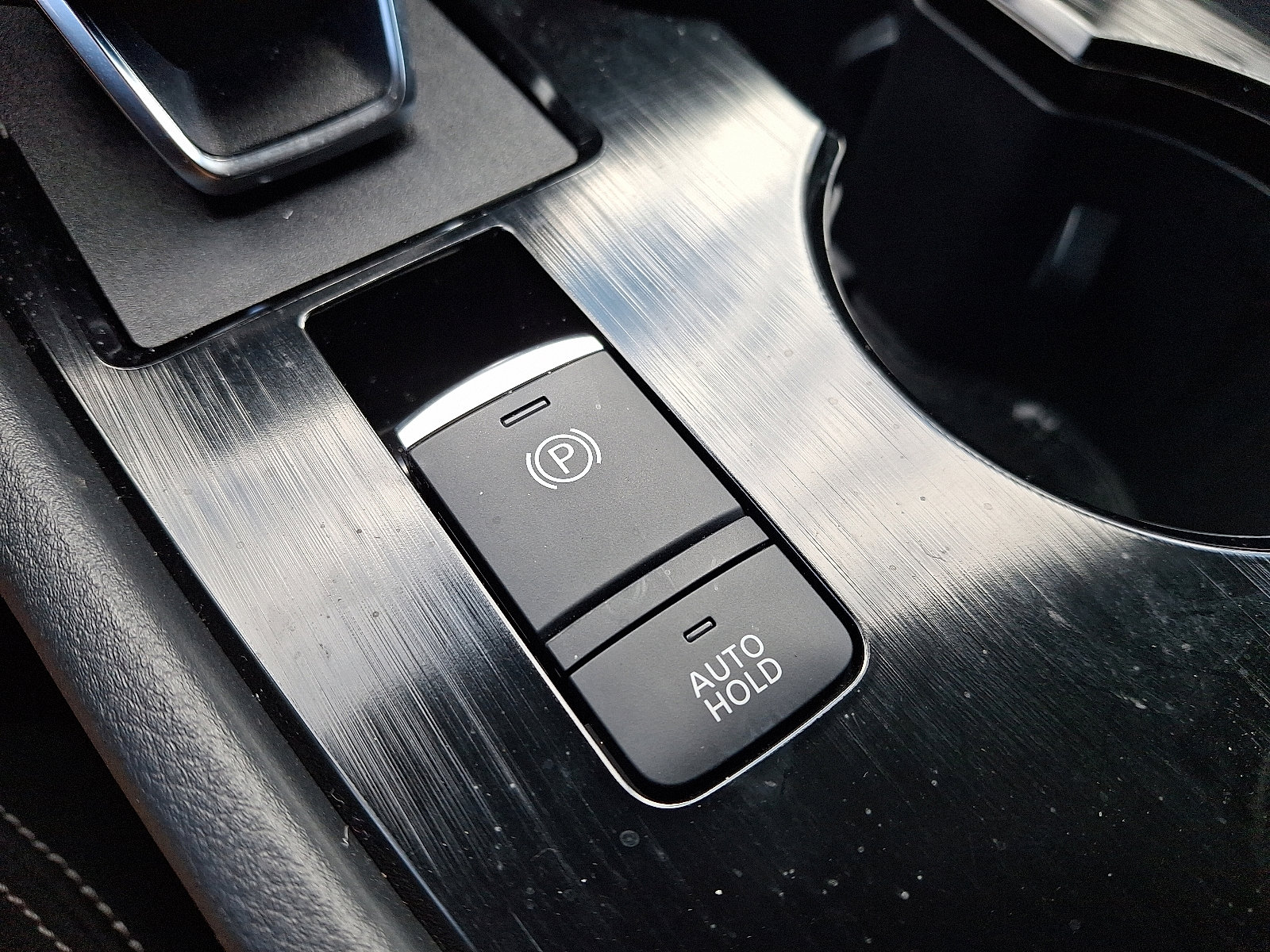 Certified 2022 Nissan Rogue SV image 24