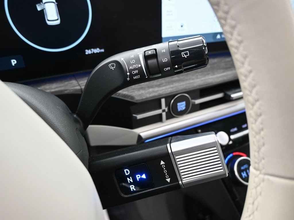 Used 2024 Hyundai Santa Fe Limited image 18