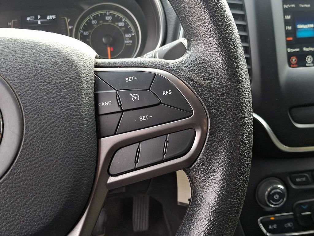 Used 2020 Jeep Cherokee Latitude image 22