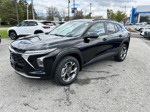 New 2026 Chevrolet Trax LT FWD image 1