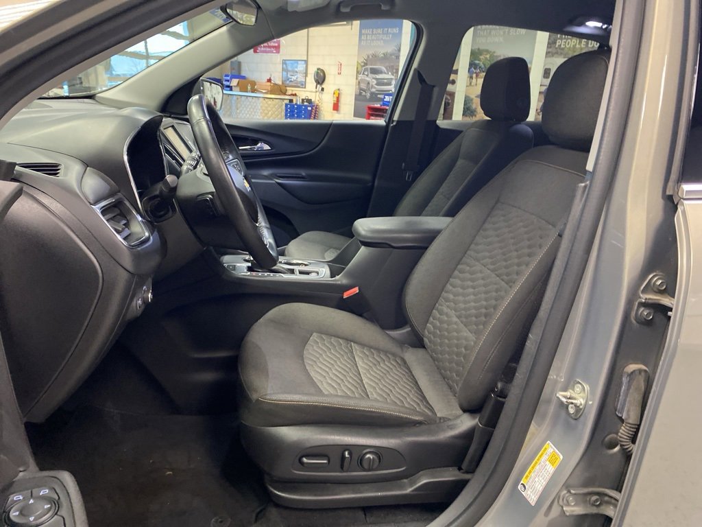 Used 2018 Chevrolet Equinox LT image 9