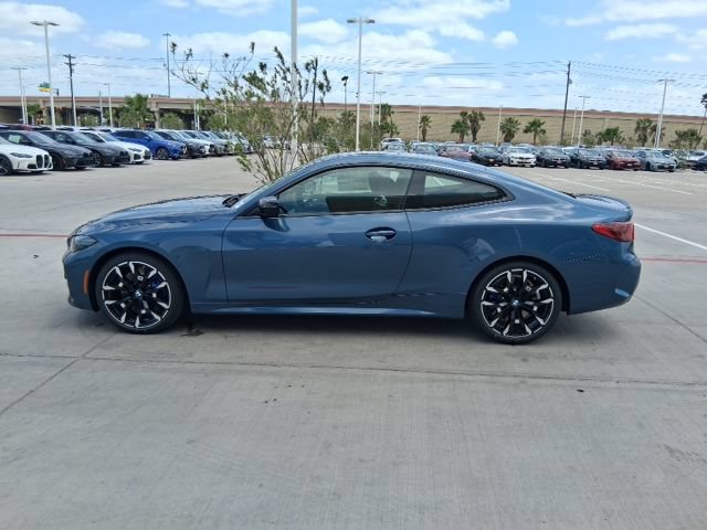 New 2026 BMW 430i Coupe w/ M Sport Package RWD image 3