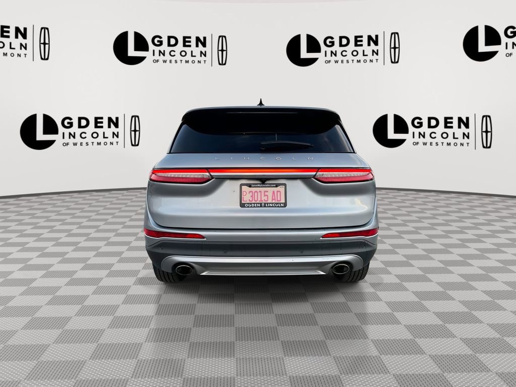 Used 2022 Lincoln Corsair AWD w/ Premium Package image 7