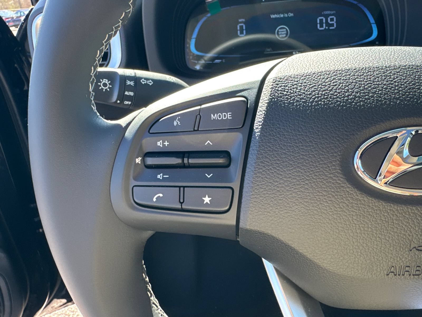 New 2026 Hyundai Venue SEL FWD image 26