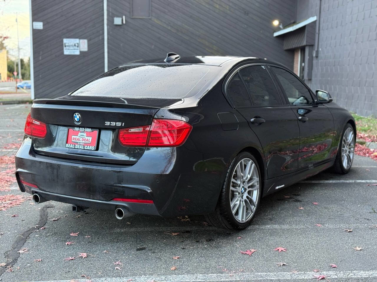 Used 2014 BMW 335i Sedan w/ Technology Package RWD image 5