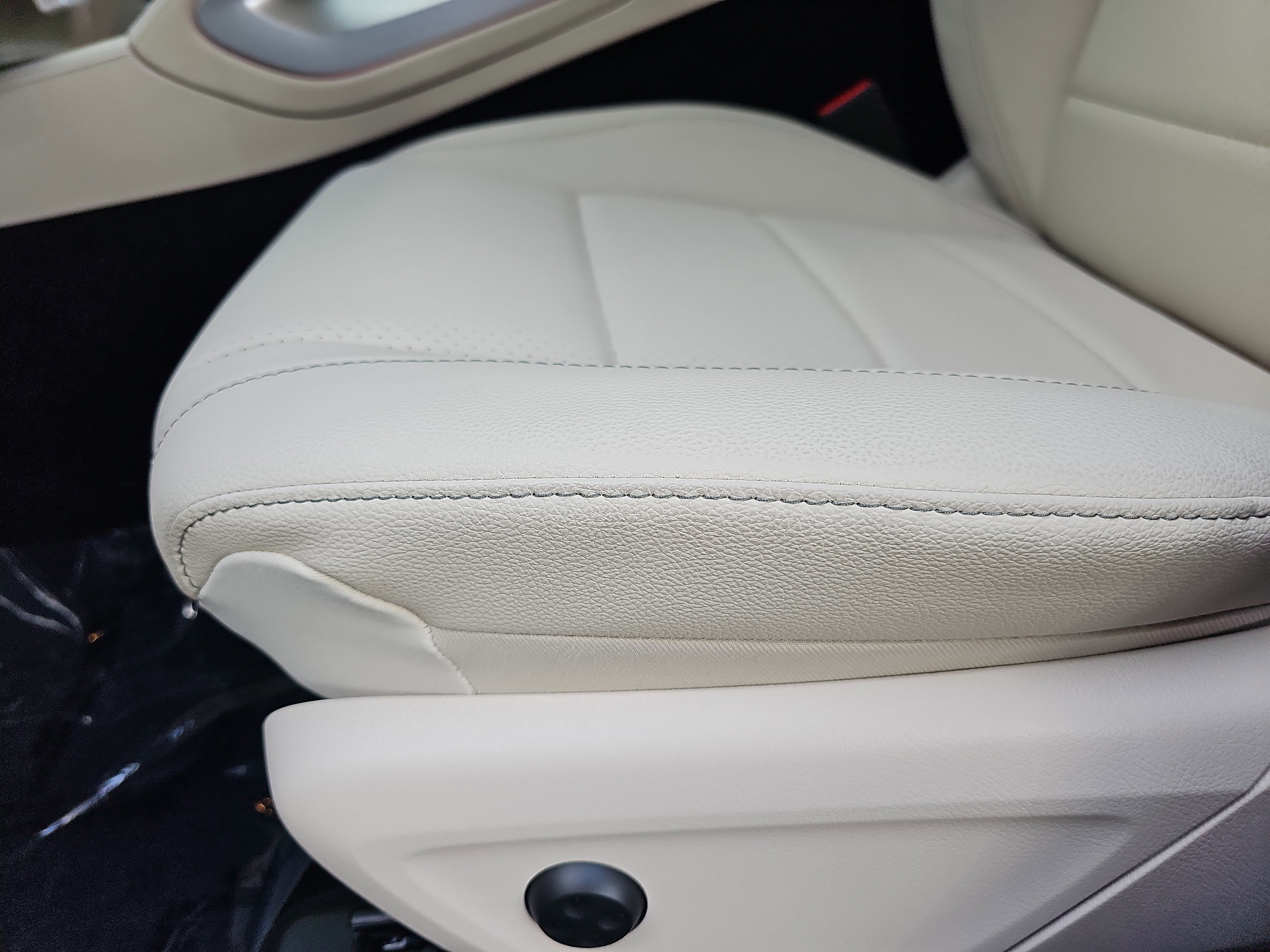 Certified 2026 Mercedes-Benz GLE 350 4MATIC image 29