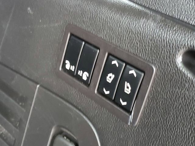 Used 2018 GMC Yukon XL Denali w/ Open Road Package image 36