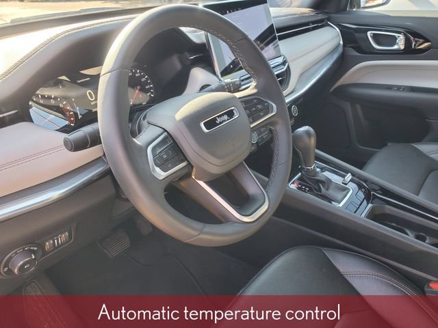 Used 2024 Jeep Compass Limited AWD/4WD image 12