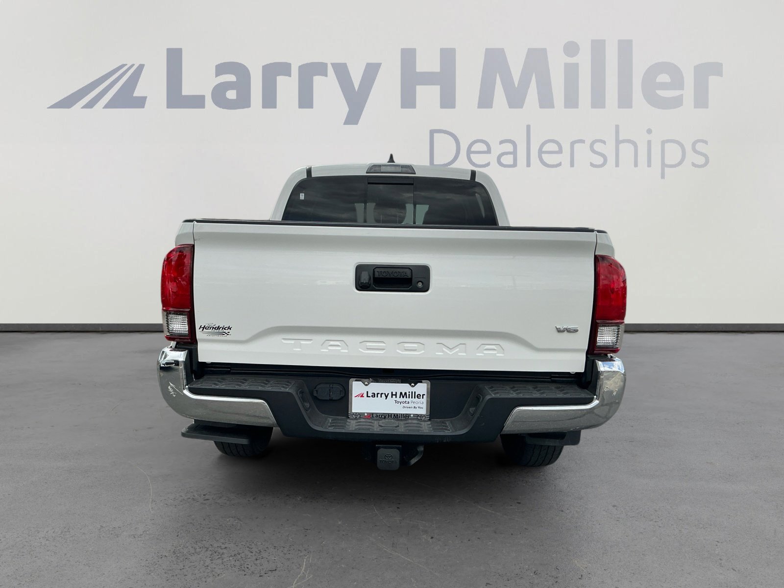 Certified 2021 Toyota Tacoma SR5 image 4