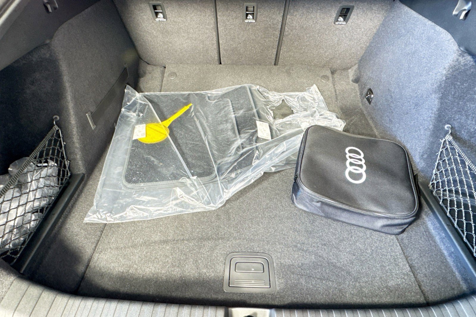New 2025 Audi A6 e-tron Premium Plus RWD image 22