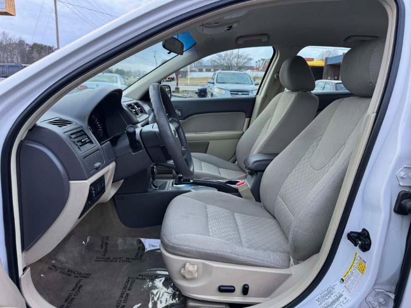 Used 2012 Ford Fusion SE image 10
